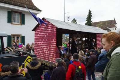 image325.jpg